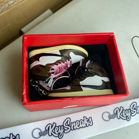 Keychain sneakers 3D - Picture 5 of 15